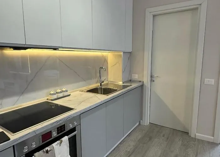 Sc Centre Appartement Tirana