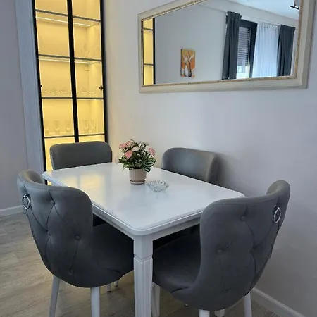 Sc Centre Apartamento Tirana